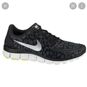 nike free leopard print shoes